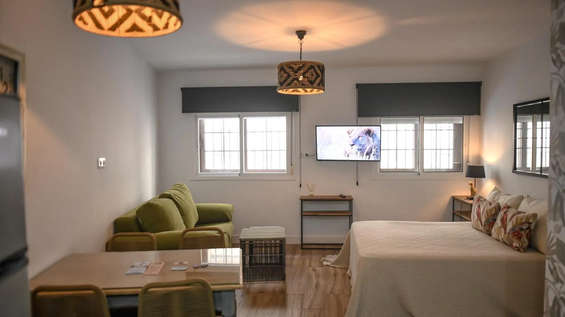 Apartamentos Milord El Puerto de Santa Maria 0*,  Spain
